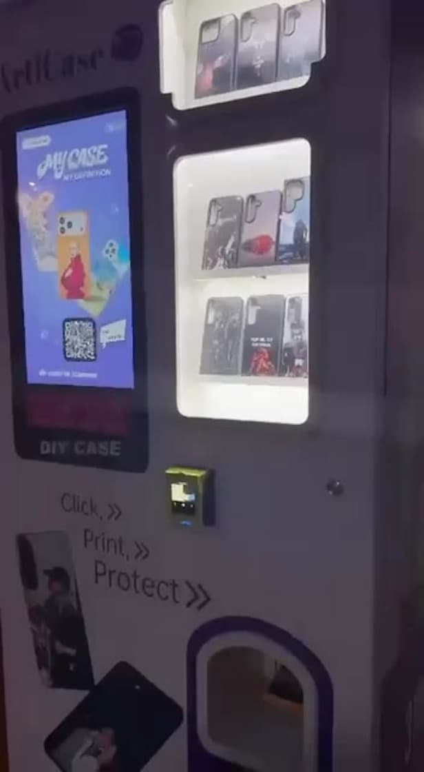 ArtiCase machines with sample cases
